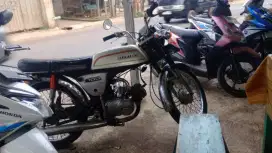 suzuki A100 tahun 1977 dijual full original tinggal pakai