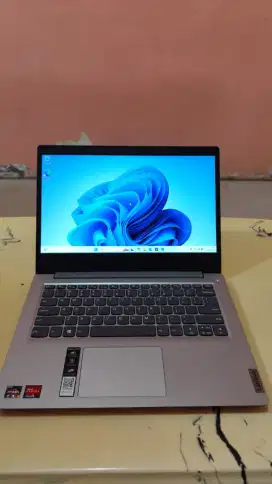 Lenovo Ideapad Slim 3