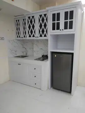 Lemari dapur kitchenset apartemen