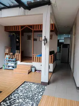 Dijual Rumah di Mayangsunda Kota Baru Parahyangan, Hook Semi Furnished