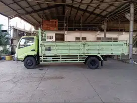 DI JUAL TRUK BARANG ( HINO )