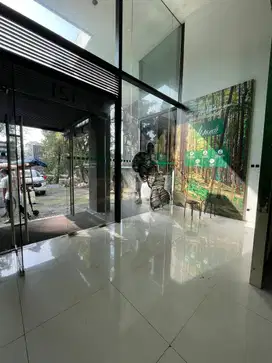Disewakan Ruang Usaha Strategis di Mainroad Dago Bandung