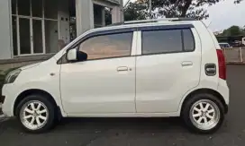 KARIMUN WAGON R 2013