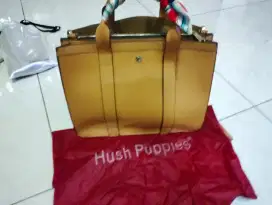 Hush puppies wanita elegan