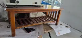 Meja tamu kayu asli , masih bagus tinggal di cat