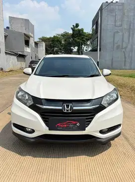 Honda HRV 1.5 E CVT 2016 Automatic ( Putih Metalik )