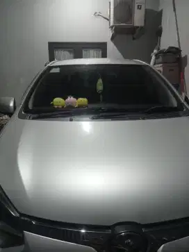 Jual Toyota Agya silver  tahun 2018