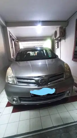 GRAND LIVINA XV 1.5MT