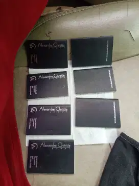 Di jual semua macam buku,kartu baru semua yg butuh aja