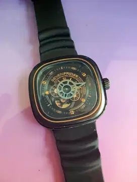 Jam tangan Sevenfriday