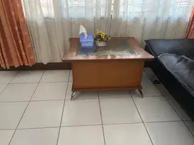 Meja tamu kecil bahan jati