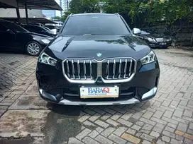 2023 BMW X1 SDRIVE18I XLINE LOW KM