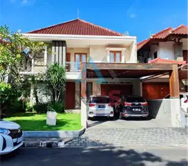 Dijual Rumah Mewah Siap Huni, Lokasi Gatot Subroto Timur
