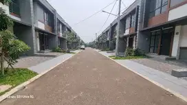 rumah 2 lantai tanahnya besa harga terjangkau