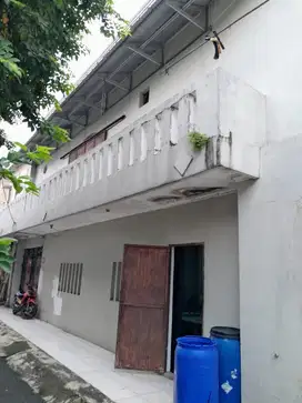 Rumah Produksi (bekas Konfeksi) di Kalisari Jakarta Timur