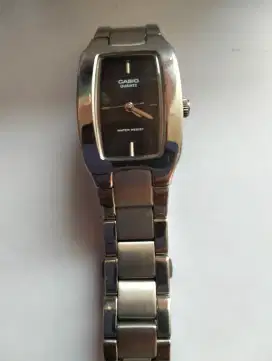 Jam tangan wanita Casio