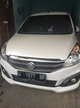 Jual santai ertiga GX th 2016 putih