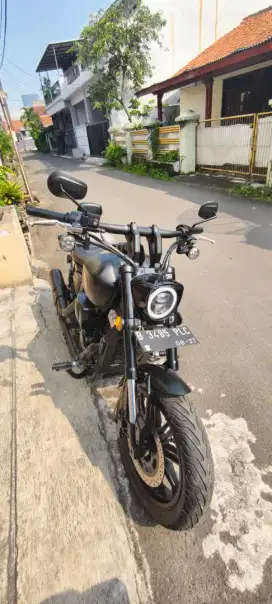 Keeway V250 Fi 2022