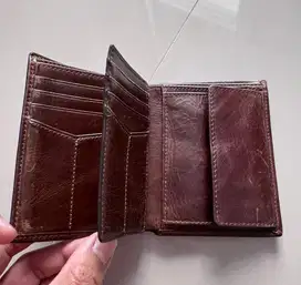 Dompet Fossil Kulit Asli