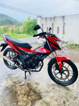 Honda Sonic 150 R  Tahun 2015