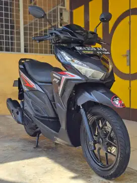 Honda Vario / Vario 125 CBS ISS 2016, Grey Premium Metalic.