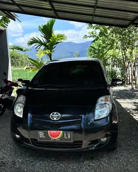 Toyota yaris J 2008 M/T plat Aceh Besar