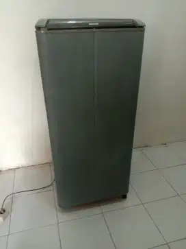 kulkas 1 pintu sanyo