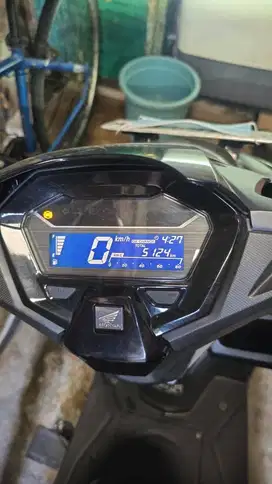 Motor Honda Vario 160CC keyless Black Hitam tahun 2023 bekas / second