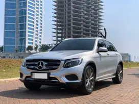 (CASH) Mercedes Benz GLC 250 2016