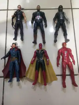 Action figure koleksi murah
