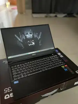 Laptop Gaming Axioo Pongo 735 i7 16 GB 512 GB