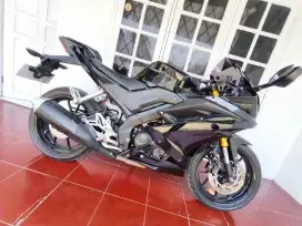 Motor Yamaha R15 V3