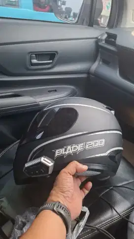 Helm bmc warna hitam Bluetooth