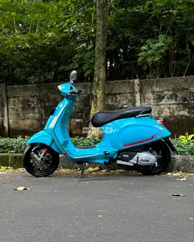 JUAL MURAH VESPA SPRINT S 150 iGET ABS FACELIFT 2022 MULUS