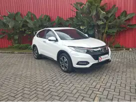 Honda HR-V 1.5 E CVT A/T 2019 - SUV Stylish, Irit, dan Nyaman!