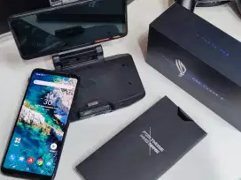 ASUS ROG PHONE 3 8/128GB

Lengkap