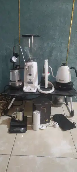Alat mesin kopi  borongan ada flair espresso grinder dll