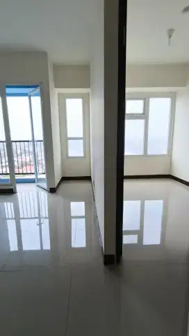 DIJUAL APARTEMEN SHPAIRE TOWER 2 BR AKSES DWPAN PINTU.TOL
