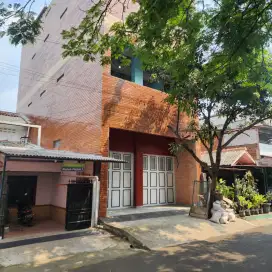 Rumah usaha/kantor