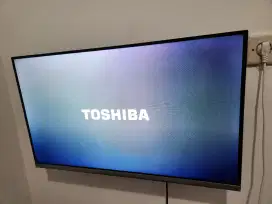 Toshiba LED TV - HD Smart Android 32 - 32V35KP -