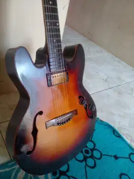 Gitar washburn semi hollow jadul