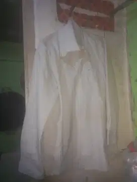 Baju kemeja lengan panjang putih L