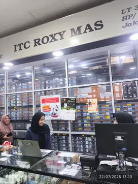 LOWONGAN KARYAWAN TOKO