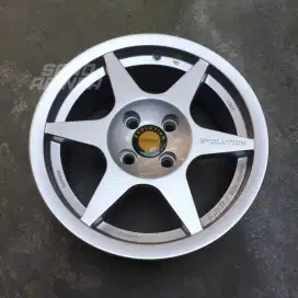 Carlsson Evolution r15 sebiji