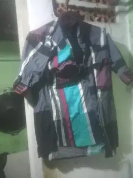 Baju kemeja lengan pendek M pria