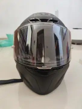 Helm KYT TT course