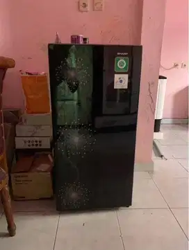 Jual Kulkas Sharp PRELOVED SJ - X187 - 166 liter - 90 watt