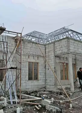 Renovasi atap rumah baja ringan terpasang