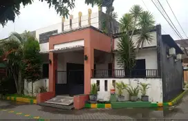 ‼️Dibawah Pasaran‼️ Rumah Hook di Babatan Wiyung - Gunungsari Kebraon