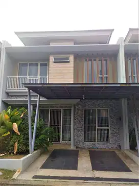 Dijual Rumah Mewah di Jakarta Garden city siap huni (C0599)